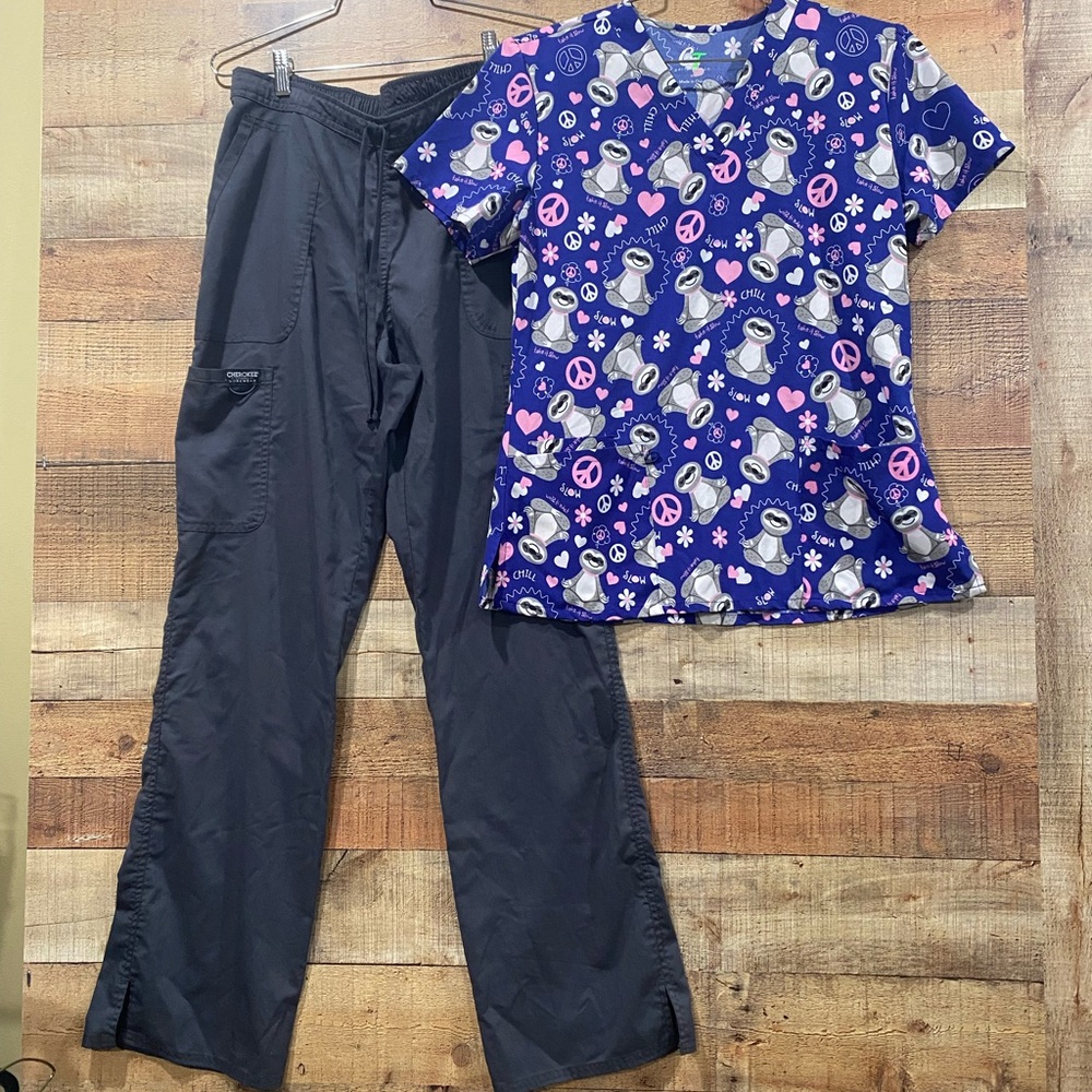 Scrub Set Bundle Size Medium/Medium Tall